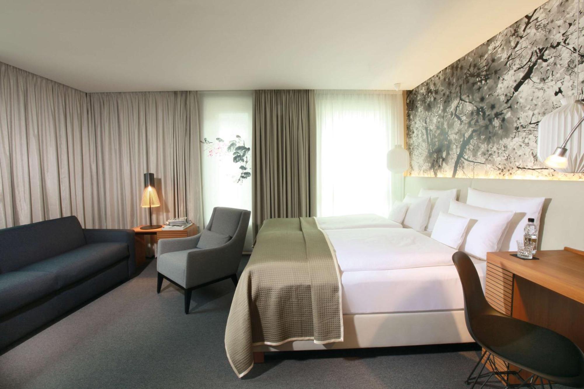 Me And All Hotel Dusseldorf, By Hyatt Exterior photo